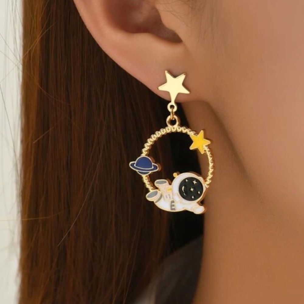 3for$20 Astronaut & Planet Decor Earrings